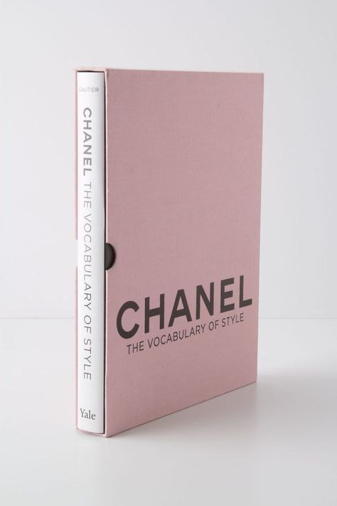 Chanel: The Vocabulary of Style (Yale ... Bath Kit, Parfum Chanel, Books Decor, Pink Book, P90x, Everything Pink, Trend Forecasting, Fashion Books, Style Chic