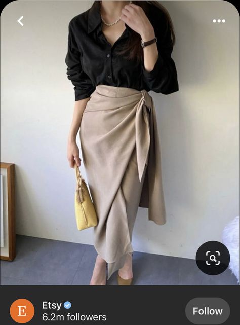 Long Wrap Skirt Outfit, Wrap Skirt Outfit, Satin Skirt Outfit, New Hijab, Long Wrap Skirt, Classy Skirts, Wrap Clothing, Mode Kimono, Midi Skirt Outfit