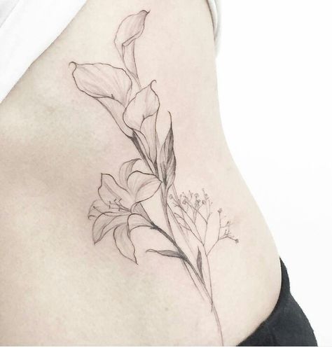 Lilies Lilly Tattoo Design, Lilly Flower Tattoo, Lillies Tattoo, Lily Tattoo Design, Lily Flower Tattoos, Beautiful Flower Tattoos, Flower Tattoo Shoulder, Flower Tattoo Sleeve, Lily Tattoo