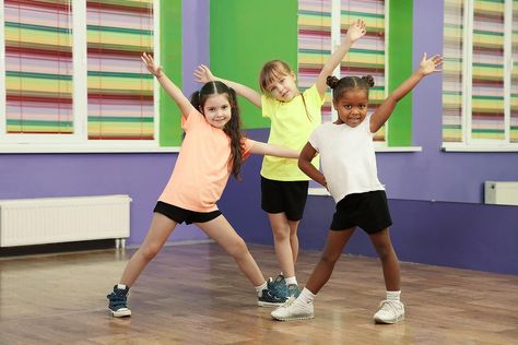 "Acts of Kindness" Fundraiser Helps Kids Give Back Using Their Talents #30secondmom Sports Summer Camp, Elements Of Dance, Band Practice, Creative Thinking Skills, Isabella Rose, Dance Games, Parenting Knowledge, Sports Camp, Kids Focus