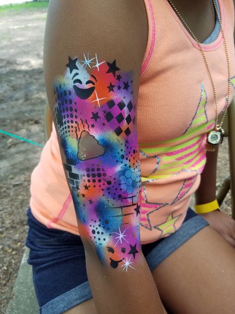 GRAFFITI ARM FACEPAINT #facepainter  #queensartist #party by GemFaceNY.com Graffiti Face Paint, Graffiti Face, Festival Paint, Henna Paint, Glitter Bar, Paint Face, Arm Painting, Painting Graffiti, Airbrush Tattoo