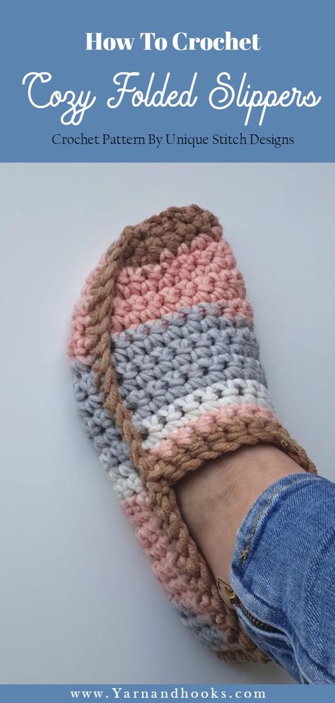 Super Easy Folded Unisex Crochet Slippers Easy Crochet Socks, Leg Warmers Crochet Pattern, Diy Crochet Slippers, Unisex Crochet, Crochet Slipper Boots, Leg Warmers Pattern, Crocheted Slippers, Easy Crochet Slippers, Dolls Ideas