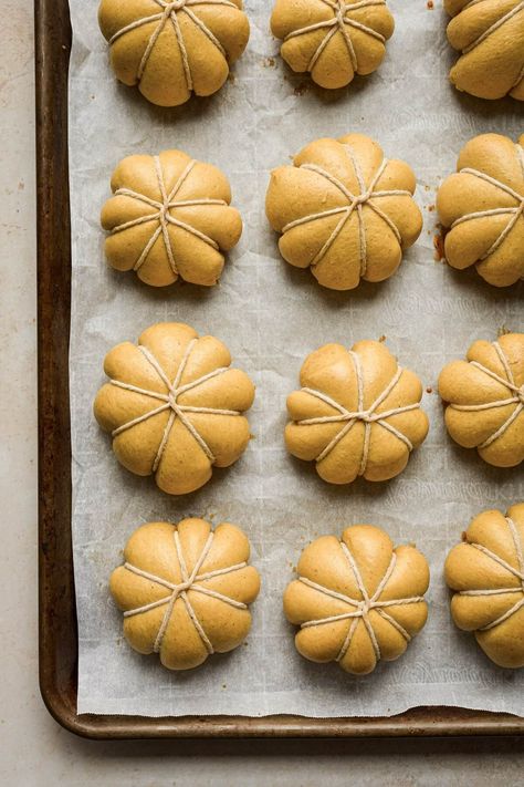 Soft and Fluffy Pumpkin Shaped Dinner Rolls - Curly Girl Kitchen Rhodes Pumpkin Shaped Rolls, Rolls Shaped Like Pumpkins, Pumpkin Shape Rolls, Pumpkin Shaped Rolls Easy, Pumpkin Shaped Biscuits, Bread Shaped Like Pumpkins, Pumpkin Shaped Bread Rolls, Mini Pumpkin Rolls, Pumpkin Shaped Dinner Rolls