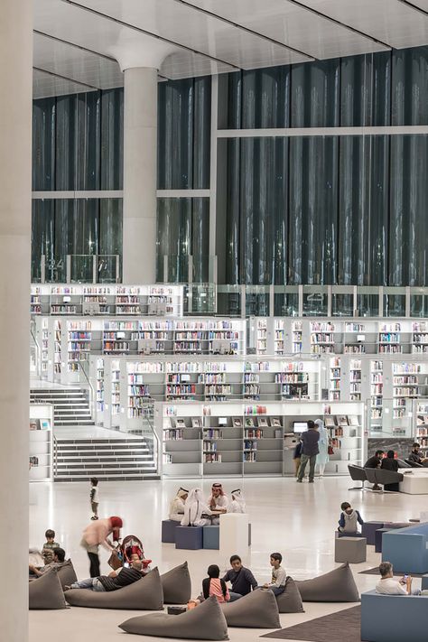 qatar national library Bookshop Interior Design, Universal Design Interior, Qatar National Library, Library Layout, Contemporary Library, Book Lounge, Library Lounge, Iwan Baan, Library Hotel