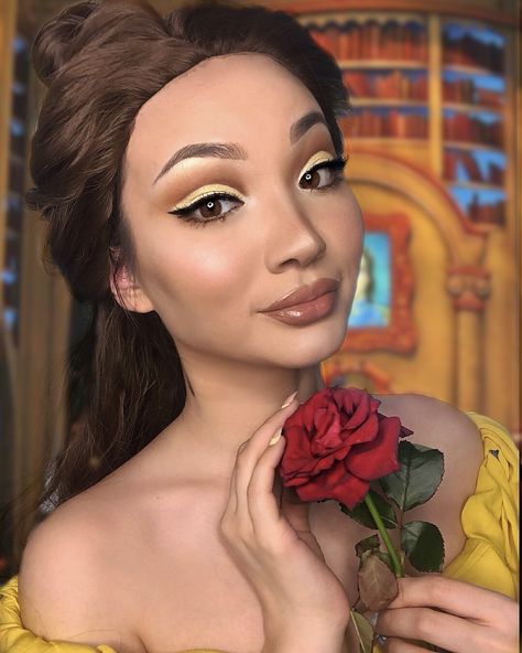 Belle makeup ( Beauty and the beast) @asya_zhussip Instagram Belle Makeup Disney Make Up, Belle Makeup Disney, Belle Makeup Looks, Princess Belle Makeup, Sparkle Eye Makeup, Belle Makeup, Bella Disney, Beauty And Beast Wedding, Belle Hairstyle