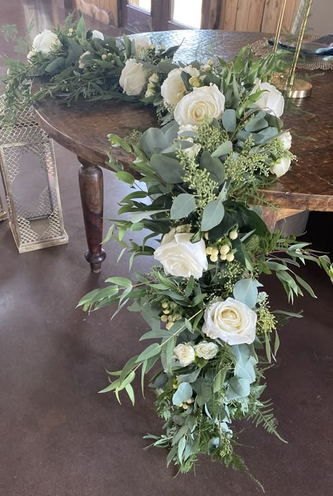 Eucalyptus Flower Arrangement Wedding, White Eucalyptus Centerpiece, Eucalyptus And White Rose Wedding, Eucalyptus And Rose Wedding, Eucalyptus Centerpiece Wedding Table Decor, Eucalyptus Garland Wedding, Eucalyptus Garland Centerpiece, Eucalyptus Garland With Flowers, Roses And Eucalyptus