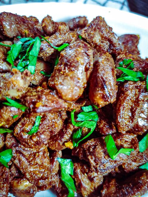 Tasty Sauteed Chicken Hearts - U Keep Cooking Chicken Hearts Recipe Simple, Chicken Heart Recipes, Chicken Hearts Recipe, Chicken Chop Recipe, Offal Recipes, Chicken Hearts, Fall Meals, Chicken Heart, Pan Fried Chicken