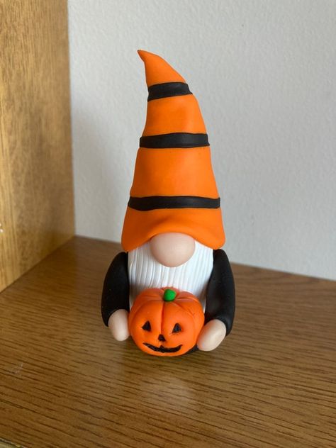 Halloween Gonk Gnome Pumpkin Holding Clay Nordic Gnome - Etsy Halloween Gonk, Clay Gnomes, Polymer Clay Chocolate, Gnome Pumpkin, Big Pumpkin, Polymer Creations, Gonk Gnome, Bricolage Halloween, Polymer Clay Halloween