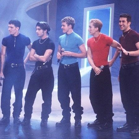 46 Likes, 1 Comments - Erica & Brittany (@nsyncforever) on Instagram: “NSYNC at their best #nsync #jcchasez #justintimberlake #chriskirkpatrick #joeyfatone #lancebass” Justin Timberlake Nsync, 2000s Boys, 2000 Aesthetic, 90s Boy Bands, Joey Fatone, People Screaming, Brunch Fashion, Band Outfits, Backstreet Boys