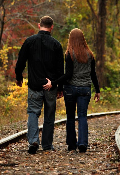 #funny #cute #rustic #chic #country #engagementphotos #engaged #engagement #wedding #photography #beautiful #couples by Kelly Marie Photography, South Carolina Funny Couple Poses, Funny Engagement Photos, Photo Couples, Couple Funny, Engagement Humor, Funny Couple, Cute Couple Quotes, Beach Wedding Photography, Funny Photo