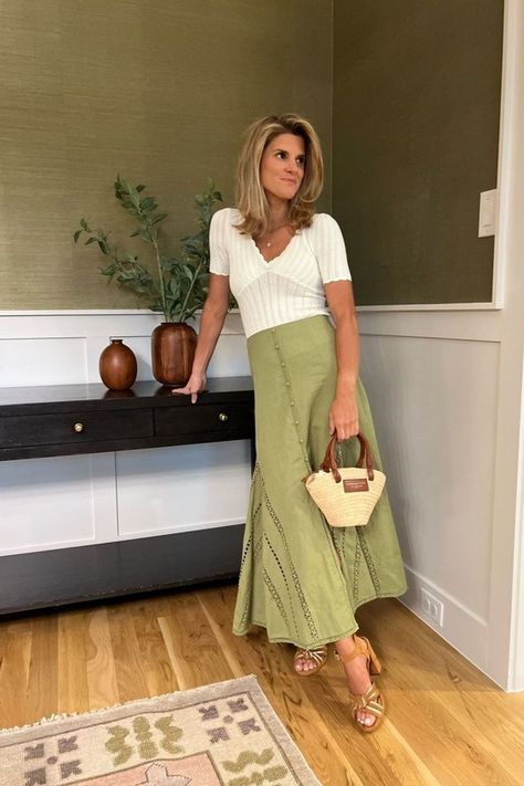 How cute is this everyday outfit from.Sezane? Anything Sezane makes is always the highest quality too. 10/10 recommend this skirt! This is a great skirt to add to your packing list for a beach vacation because it can be dressed up or down for different occasions including teacher outfit ideas or business casual outfits, Tap to shop this look! Summer Outfits For Teachers, Cute Casual Summer Outfits, Outfits For Teachers, Teacher Outfit Ideas, Summer Business Casual Outfits, Business Casual Summer, Work Fits, Teacher Outfit, Teacher Outfits