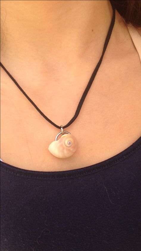 Snail shell beach necklace Snail Shell Necklace, Snail Shell Jewelry, Snail Necklace, Beach Necklace, Sea Snail, Snail Shell, Beach Necklaces, Shell Beach, Shell Necklace