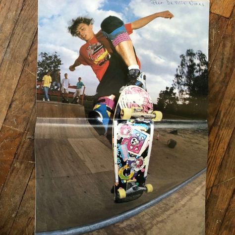 Team Manager Deville Nunes at the Oxford Mini ‘90/‘91. Vice Interview, “What it’s like to be a skateboarding Team Manager” here http://bit.ly/DevilleTMvice Skate Photography, Tony Hawk Pro Skater, Skateboard Photos, Bones Brigade, Skateboard Pictures, Old School Skateboards, Skate Punk, Skate Photos, Chrome Ball