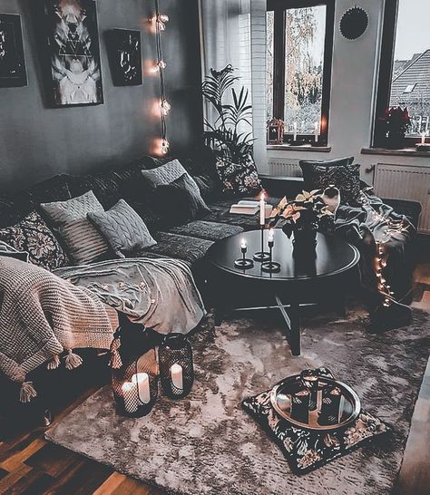 What Are The Different Styles Of Decor, Black Walls House, Black House Living Room, Room With Black Walls, Black Wall Living Room, Witchy Apartment, Black Living Room Ideas, Goth Living Room, Halloween Living Room Decor