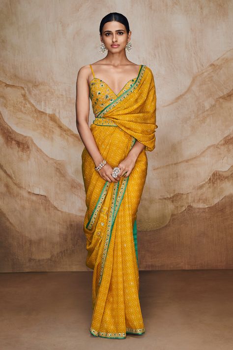 Indian Feminism, Saree With Belt, Floral Print Sarees, Yellow Saree, Indian Dresses Traditional, Satin Saree, Bandhani Saree, Indian Couture, Stylish Sarees