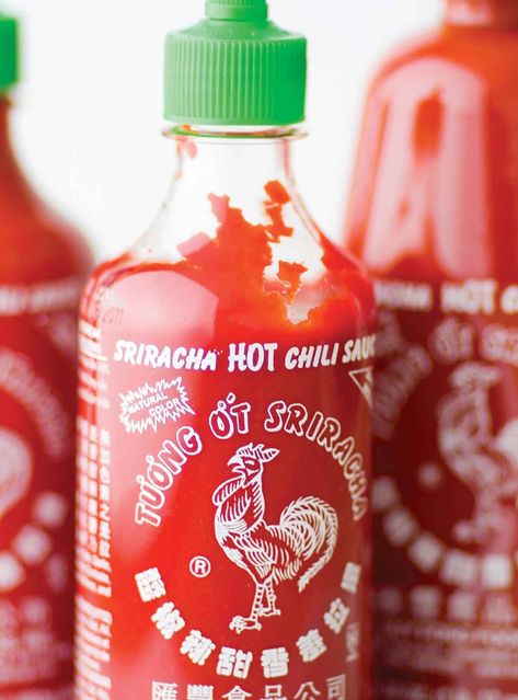 Homemade Sriracha Sauce Recipe, Siracha Recipes, Homemade Sriracha Sauce, Sriracha Sauce Recipe, Homemade Sriracha, Siracha Sauce, Sriracha Recipes, Homemade Hot Sauce, Hot Sauce Recipes