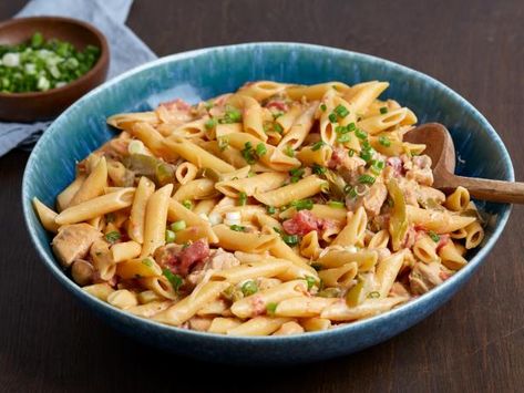 Pot Pasta Recipes, Cajun Chicken Pasta Recipes, One Pot Pasta Recipes, Cajun Chicken Pasta, Creamy Tomato Sauce, Cajun Chicken, Chicken Pasta Recipes, One Pot Pasta, Weeknight Dinner Recipe