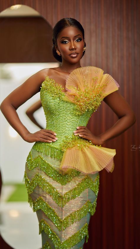 Joseph Clauder | Sisters of the bride coming through with the slay😍❤️‍🔥 @purelux_tresses @nakki_g 🥰 Makeup: @jayclaudbeauty Peach dress: @reve.gh… | Instagram Sisters Of The Bride, Mother Of The Groom Dress, Unusual Wedding Dresses, Ankara Dress Designs, Engagement Look, Kente Dress, Kente Styles, Lace Gown Styles, Stylish Wedding Dresses