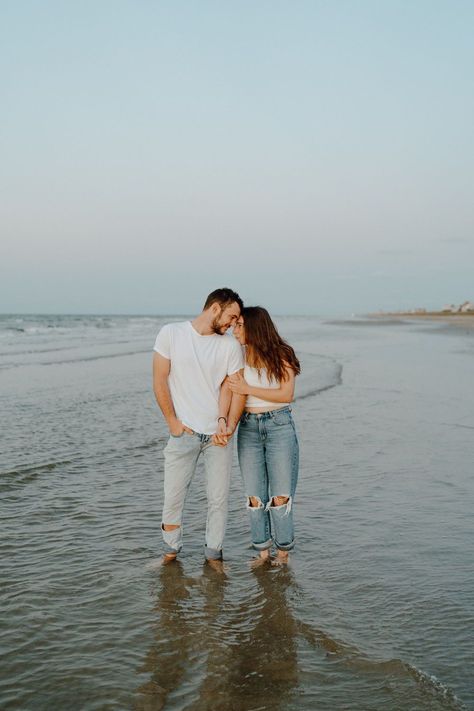 Central Texas Beach Engagement Theme | Couples Photoshoot Ideas | Angelina Loreta Photography | Gretchen and Ezra decided to have a super candid engagement session with beach engagement photos and romantic moments! Discover romantic couples photography, couples photoshoot poses beach, beach engagement aesthetic, and Texas engagement photos! Book Angelina for your playful engagement photos or summer engagement session at angelinaloreta.com! Jeans Beach Engagement Photos, White Tee Engagement Photos, Couples Beach Photoshoot Romantic, Beach Photoshoot Ideas Couples, Beach Baby Announcement, Couples Photoshoot Beach, Beach Engagement Photos Outfit, Wedding Pictures Beach, Engagement Theme