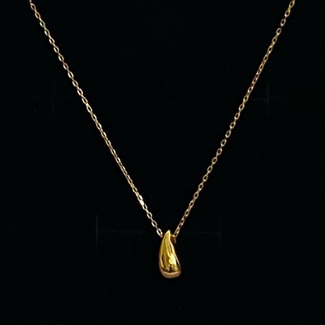 S925 Sterling Silver Teardrop Waterdrop Bead Pendant Necklace 18k Yellow Or White Gold Plated. Mini Water Drop Pendant, Minimalist, Geometric Oval Pear Shape Pendant Fits Exquisite Fashion Styles. Size: 16" Long + 2" ( Extender). Perfect For Casual Or Formal Occasions. This Pendant Is The Perfect Gift For Celebrations Such As Anniversaries, Or Birthdays, Of A Loved One. Gorgeous, Delicate, Elegant & Trendy. Made Of 925 Sterling Silver ( Stamped). Silver And Gold Option. 100 % Brand New For Sale Pear Shape Pendant, Bead Pendant Necklace, Dolphin Jewelry, Pear Shaped Pendant, Pendant Minimalist, Pink Dolphin, Bead Pendant, Beaded Pendant Necklace, Water Drops