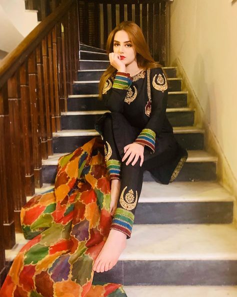 #nilofershahid hashtag on Instagram • Photos and Videos Black Suit With Colourful Dupatta, Plazo Design, Afreen Khan, Stitching Styles, Pakistani Casual Dresses, Dresses Pakistani, Alternative Dress, Dress Designing, Velvet Design