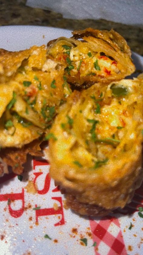 Louisiana’s Best Recipes-Cajun, Creole, and Southern | Crawfish Egg Rolls  | Facebook Crawfish Egg Rolls Recipe, Voodoo Egg Rolls Recipe, Crawfish Egg Rolls, Crawfish Dishes, Egg Rolls Recipe, Louisiana Food, Pink Sauce, Spinach Egg, Egg Roll Recipes