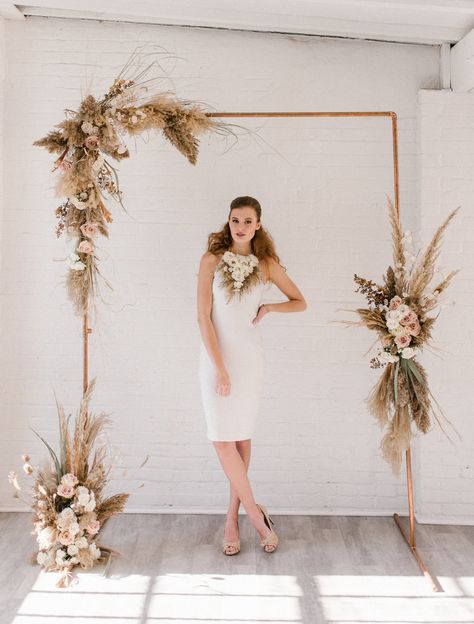 Triangle Pergola, Ceremony Arbour, Pampas Decor, Ruangan Studio, Grass Backdrops, Pergola Diy, Tafel Decor, Diy Wedding Backdrop, Wedding Arbour