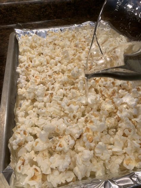 Easy Kettle Corn | The Gingham Apron Kettle Corn With Microwave Popcorn, Kettlecorn Popcorn Recipes, Microwave Kettle Corn Recipe, Kettle Corn Recipe Microwave, Microwave Kettle Corn, Popcorn Board, Gourmet Popcorn Recipes, Homemade Kettle Corn, Flavored Popcorn Recipes