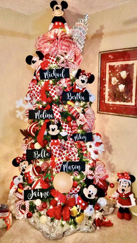 Personalized and fun Mickey and Minnie Christmas Tree. Disney Christmas Ideas Decoration, Mickey And Minnie Christmas Tree Ideas, Minnie Mouse Tree Christmas, Mickey And Minnie Mouse Christmas Tree, Mickey Mouse Theme Christmas Tree, Mickey Themed Christmas Tree, Mickey Mouse Xmas Decorations, Mickey Mouse Themed Christmas Tree, Mickey Mouse Christmas Tree Decoration