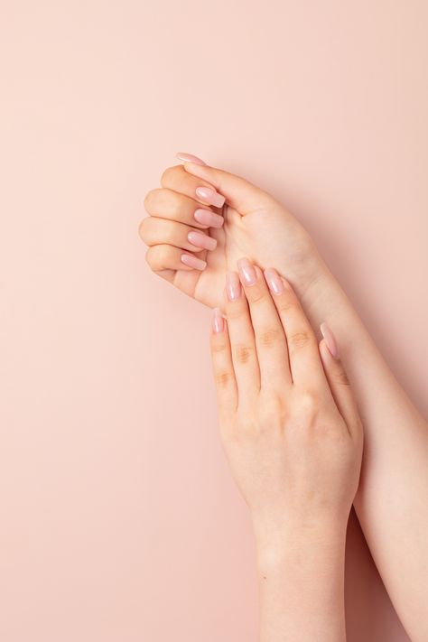 Gel Nails Growing Out? Make Grown Out Gels Look Better! Clear Gel Nails, Gel Nail Removal, Dip Manicure, Gel Nails At Home, Nail Growth, How To Grow Nails, Gel Polish Colors, Nail Plate, Diy Beauty Hacks