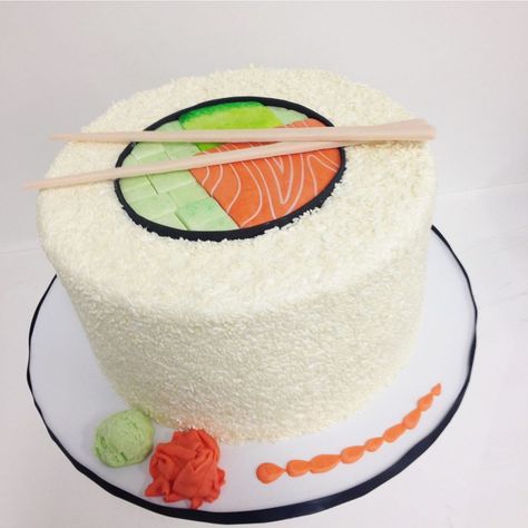 Sushi Torte, Sushi Cake Birthday, Sushi Birthday Cake, Sushi Cakes, Cake Sushi, Sushi Cake, Kylie Birthday, Sushi Party, Food Tech