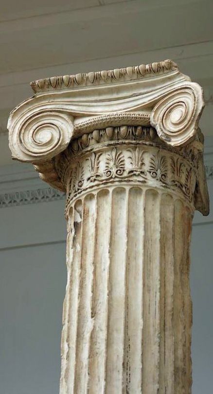 Grecian Aesthetic, Ionic Column, Greek Columns, Antique Aesthetic, Roman Columns, Ancient Greek Architecture, Grece Antique, Greek Tattoos, Roman Architecture