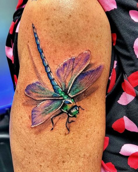 Tommy Edward White on Instagram: "Super dope dragonfly!!...thanks for the trust deb!! 🙏 #insect #dragonfly #dragonflytattoo #beautiful #colorfultattoo #inked #clean #bishopwand #dynamictattooink #solidinktattoo" Dragonflies Tattoo For Women, Dragonfly Color Tattoo, Colored Dragonfly Tattoo, Colorful Dragonfly Tattoo, Dragonfly Tattoo Color, Realistic Dragonfly Tattoo, Dragonfly Tatoos, Donkey Pictures, Watercolor Dragonfly Tattoo