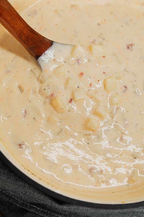 Pressure Cooker Potato Soup Easy, Pioneer Gravy Mix Potato Soup, Easy Cheesy Potato Soup With Hashbrowns, Yellow Idaho Potato Recipes, Cheesy Hash Brown Soup, Potato Soup Canned Potatoes, Potato Soup Made With Hash Browns, Frozen Hash Brown Potato Soup, Potato Soup Frozen Hashbrowns