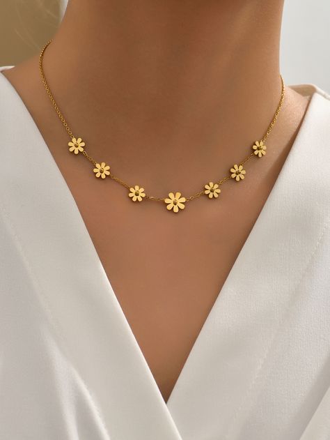 Womens Chain Necklace Gold, Gold Necklace Aesthetic Simple, Casual Jewelry Ideas, Cute Chains For Women, Gold Nackless Design Latest Antique, Fancy Chains Gold, Simple Gold Necklace Designs Latest, Simple Jewellery Design Indian, Trending Gold Jewellery Designs