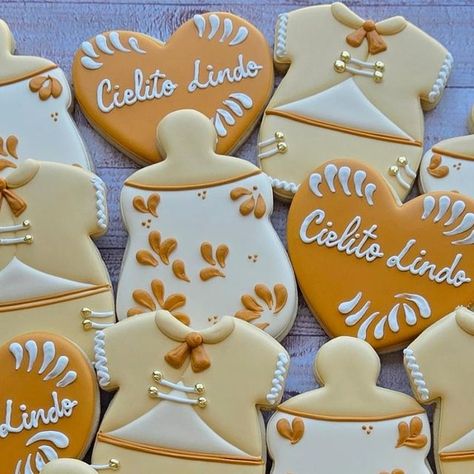 Kryscookies on Instagram: "Talavera baby shower cookies, I was really excited and loveee this set inspired by @cookiesbycarina  original cookies 🤎 . #kryscookies ##icingcookies #sugarcookies #customcookies #fillmoreca #smallbusiness #babyshowercookies #talavera #cielitolindo #mexican" Talavera Cookies, Cielito Lindo Baby Shower Theme Desserts, Talavera Baby Shower Ideas, Cielito Lindo Baby Shower Theme Girl, Mexican Cookies Decorated, Taco Baby Shower Ideas, Talavera Cake, Mexican Theme Baby Shower Ideas, Cielito Lindo Baby Shower Theme