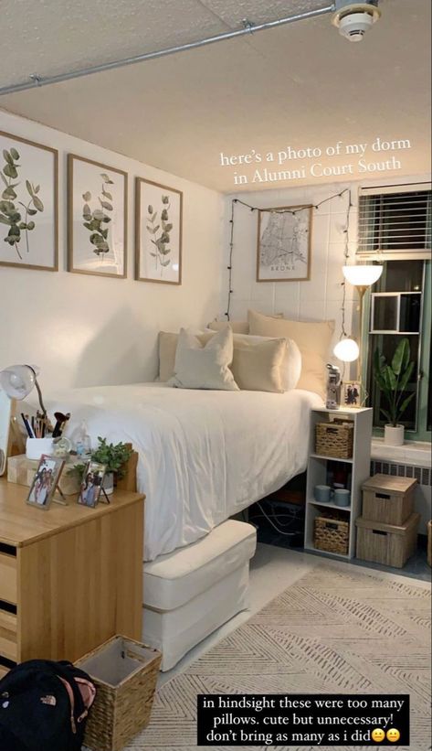 Modern Dorm Room, Single Dorm Room, Collage Dorm Room, White Dorm Room, Dorm Room Layouts, College Dorm Room Inspiration, Dream Dorm Room, Cozy Dorm Room, Dorm Room Styles