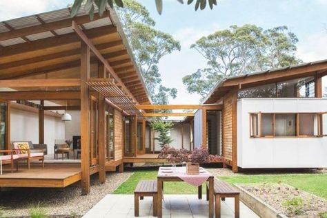 45 Shipping Container Homes That Are Beautiful and Feel Like Home Shipping Container Design, Tropical House Design, Japanese Home Design, Shipping Container Home Designs, Arsitektur Masjid, Building A Container Home, Contemporary Coastal, Tiny Cottage, Container House Plans