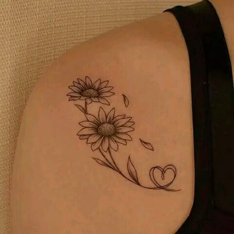 Daisy Tattoo Sleeve Forearm, Front Shoulder Tattoos For Women, Line Arm Tattoo, Fine Line Arm Tattoo, Daisy Tattoo Ideas, Tattoo Ideas Meaning, Arm Tattoo Ideas For Women, Daisy Tattoo Designs, Arm Tattoo Ideas