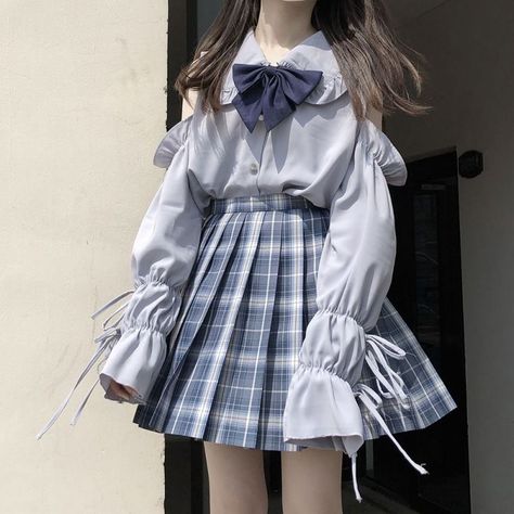 a3545bd79d31f9a72d3a78690adf73fcdesc49569321ri Korean Blouse, Mode Kawaii, Vetements Clothing, Harajuku Girls, Off Shoulder Shirt, Kawaii Fashion Outfits, Uniform Fashion, Plaid Skirt, 가을 패션