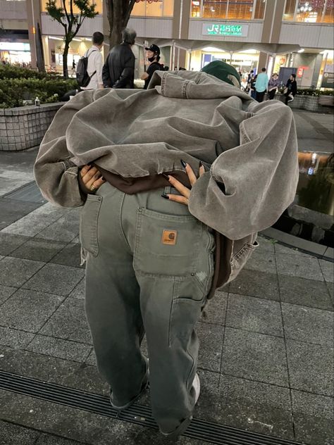 Thrfited Carhartt XL pants Khaki Carhartt Pants Outfit, Carhartt Brown Pants Outfit, Brown Carhartt Pants Outfit, Green Carhartt Pants Outfit, Carhartt Pants Outfit, Carhartt Aesthetic, Carhartt Outfits, Carhartt Outfit, Cargo Pants Women Outfit