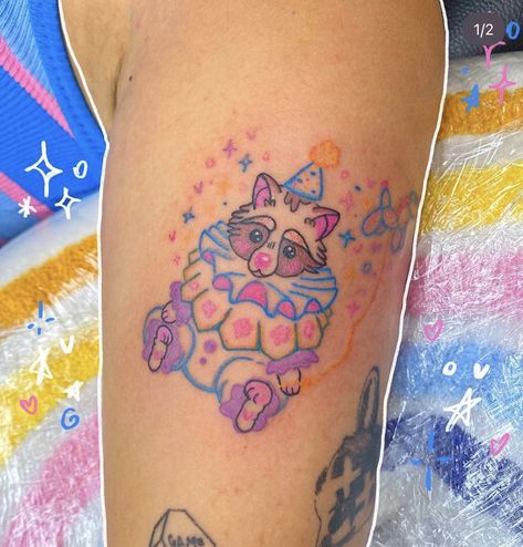 Clown Animal Tattoo, Fursona Tattoo, Clown Raccoon, Clowncore Tattoo, Clown Tattoo Cute, Weirdcore Tattoo, Cute Raccoon Tattoo, Cute Clown Tattoo, Traditional Clown Tattoo