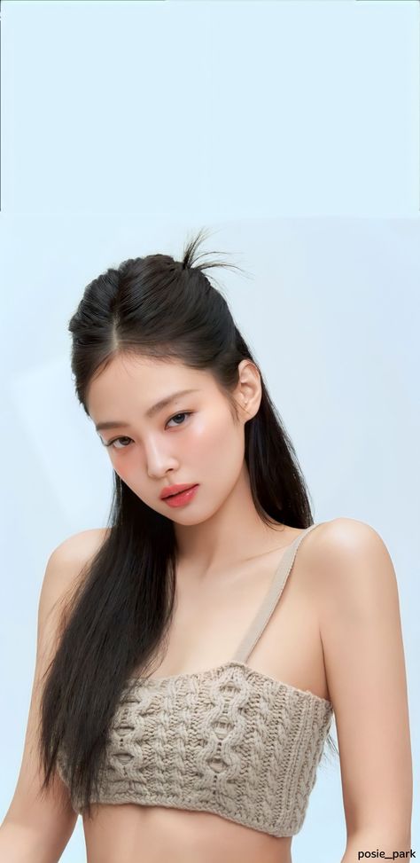 Jennie Wallpaper, Mode Kpop, Jennie Kim Blackpink, Black Pink Instagram, Jennie Lisa, Jennie Kim, Blackpink Photos, Black Pink Kpop, Blackpink Fashion