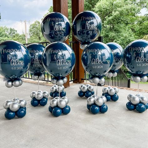 Balloons don’t always need to be big and grand to make a statement. These centerpieces are sure to catch the attention of your guests!!… | Instagram Navy Blue And Gold Centerpiece Ideas, Balloon Centerpieces For Men, Balloon Graduation Centerpieces, Centerpiece Balloon Ideas, Navy Blue Birthday Theme, Diy Balloon Centerpieces, Glow Centerpieces, Centerpieces With Balloons, Sweet 16 Balloon Decorations