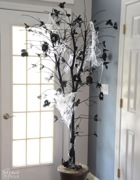 The Halloween Tree | DIY Halloween decoration | Upcycled holiday decoration | Cheap & easy crafts | #upcycled #diy #Halloween #crafts | TheNavagePatch.com The Halloween Tree, Diy Halloween Tree, Diy Halloween Crafts, Diy Halloween Dekoration, Halloween Tree Decorations, Halloween Decor Diy, Casa Halloween, Adornos Halloween, Halloween Tree