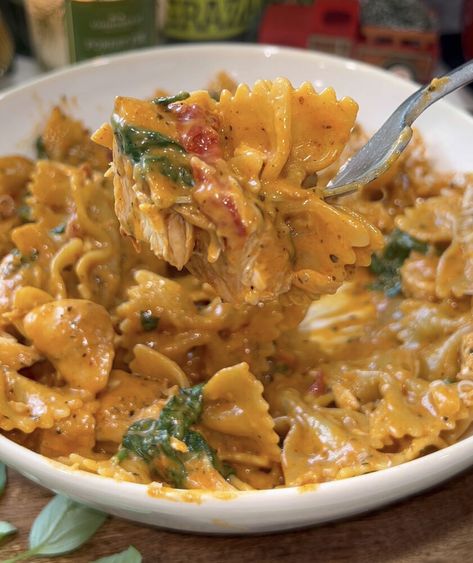 Marry Me Chicken Pasta, Marry Me Chicken Recipe, Italian Chicken Pasta, Meal Planning Menus, Marry Me Chicken, Perfect Pasta, Chicken Pasta Recipes, Poultry Recipes, Pasta Recipe