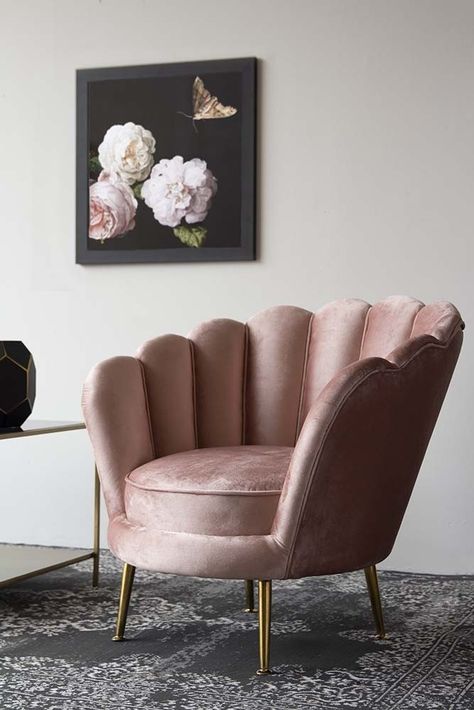 Rose Pink Velvet Petal Armchair from Rockett St George Rug Charcoal, Pink Accent Chair, Pink Armchair, Deco Studio, Rockett St George, Elegant Chair, Casa Vintage, Pink Chair, St George