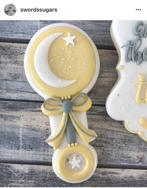 Swords Sugars Rattle Cookies, Moon Cookies, Royal Iced Cookies, Cookies Theme, Baby Shower Treats, Education Tattoos, Tattoos Quotes, Sugar Cookie Designs, Pretty Cookies