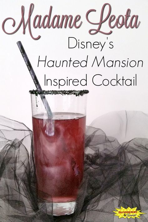 A Disney's Haunted Mansion inspired cocktail called a "Madame Leota." There is a non-alcoholic version too. Haunted Mansion Disney, Disney Inspired Cocktails, Disney Cocktails, Disney Inspired Food, Haunted Mansion Halloween, Disney Drinks, Madame Leota, Disney Movie Night, Themed Drinks