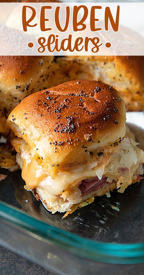 Reuben Sliders, Hawaiian Roll Sandwiches, Sliders Recipes Hawaiian Rolls, Easy Slider Recipes, Rolled Sandwiches, Slider Sandwiches, Best Sandwich Recipes, Hawaiian Rolls, Slider Recipes